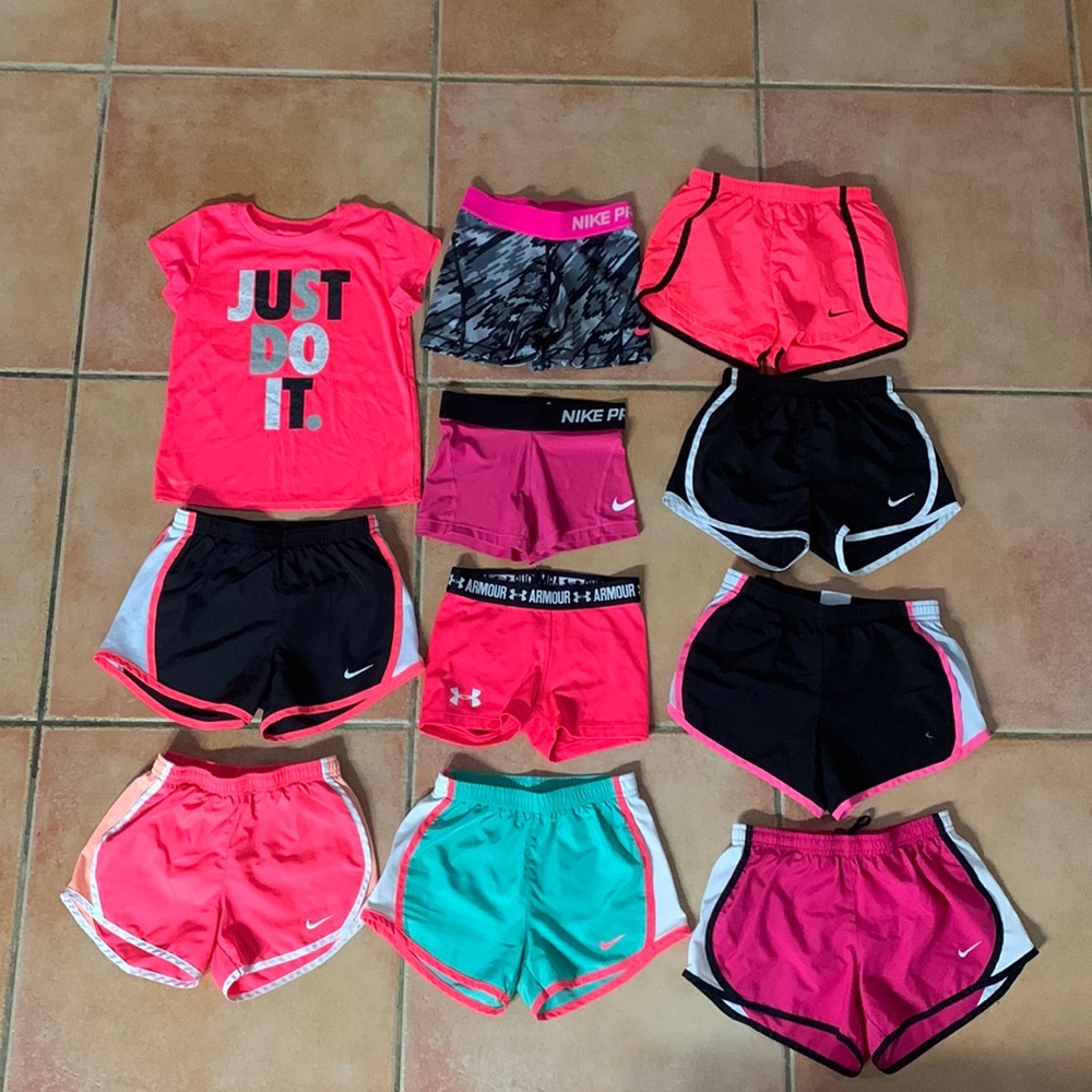 Girl Nike Dri Fit Compression Sports Athlete Active Wear Shorts Stretch Running